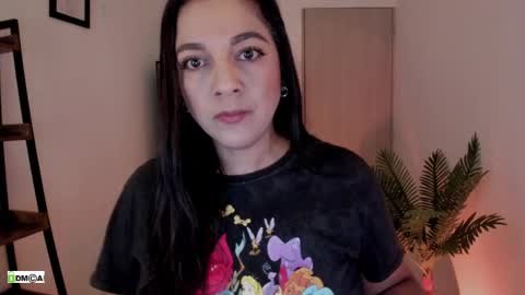 Snapshot of pink_kitten_ chatting on May 2026 10:22:01 AM Eli online show from May 2026 10:22:01 AM