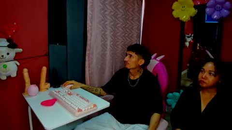 pink_lilit online show from May 2026 01:40:01 PM