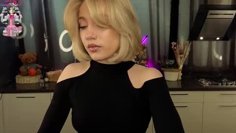 Adele online show from February 2025 09:00:02 AM