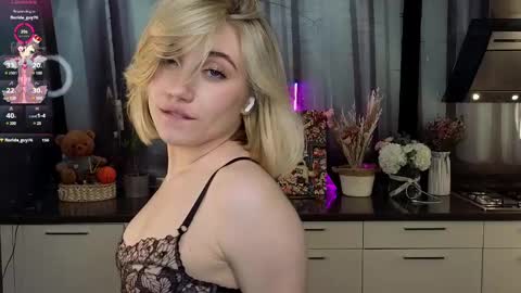 Adele online show from March 2025 12:04:02 PM