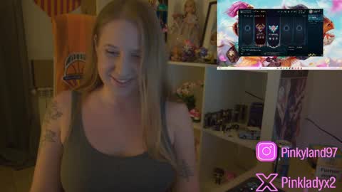 Snapshot of pinkladyx2 chatting on April 2026 09:50:01 PM pinkladyx2 online show from April 2026 09:50:01 PM