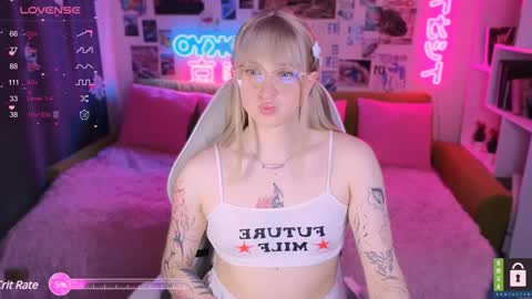 pinkvenom_ online show from January 2025 05:32:01 PM