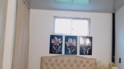 pinky_f00x online show from December 2025 09:02:01 PM