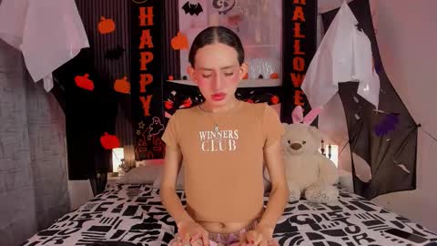 Snapshot of pinky_peach_ chatting on October 2025 04:35:01 AM Peachy online show from October 2025 04:35:01 AM