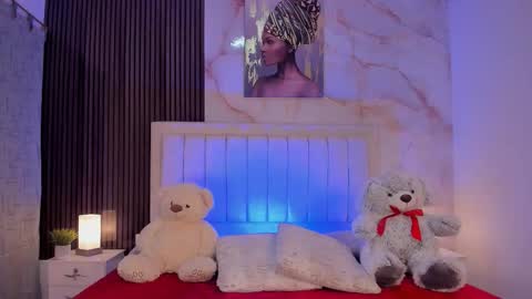 Peachy online show from November 2025 03:28:01 AM