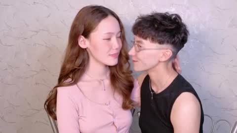 Snapshot of pinkylovers chatting on August 2026 03:11:01 PM Li long hair and Ru short hair online show from August 2026 03:11:01 PM