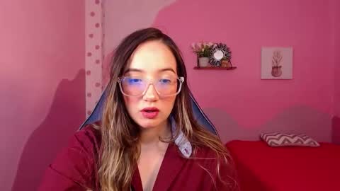 Pinky 3 online show from November 2025 01:32:02 PM