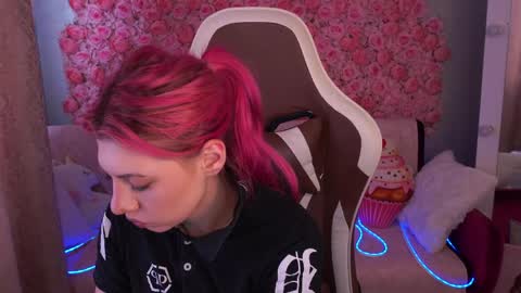 pinkytrix online show from May 2026 12:55:02 PM
