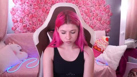 pinkytrix online show from May 2026 01:17:02 PM