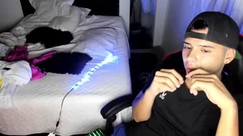 Pipe Rodriguez online show from February 2025 04:01:01 AM