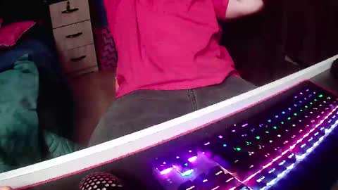 Snapshot of pisceslost chatting on October 2025 02:09:01 AM pisceslost online show from October 2025 02:09:01 AM