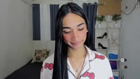 pixiedoll_ online show from February 2026 05:28:01 PM