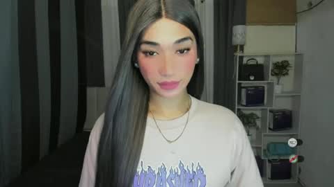 Snapshot of pixiedoll_ chatting on June 2026 06:55:02 AM pixiedoll_ online show from June 2026 06:55:02 AM