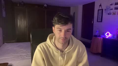 Snapshot of placebo14 chatting on January 2025 06:24:01 PM placebo14 online show from January 2025 06:24:01 PM