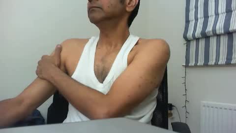Snapshot of platino3026 chatting on May 2026 11:55:01 PM platino3026 online show from May 2026 11:55:01 PM