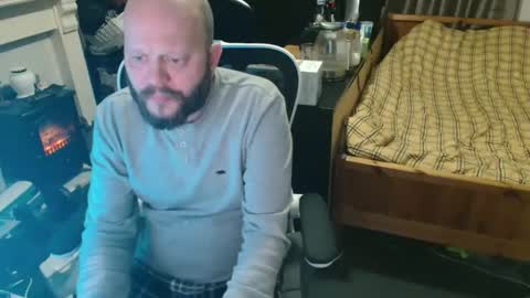 Snapshot of playboy_horny chatting on February 2026 11:38:02 PM playboy_horny online show from February 2026 11:38:02 PM