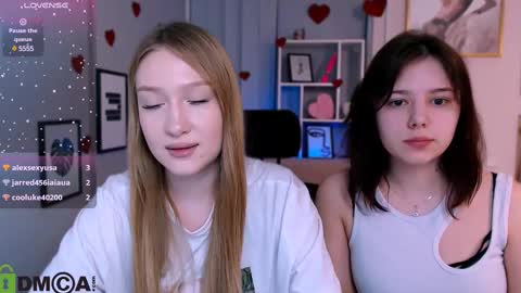 Sophie online show from March 2025 08:38:02 PM