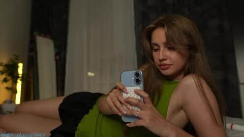 21 y.o Mila online show from May 2026 05:43:01 PM