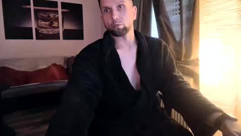 Hello ask me  . Im glad  to see you here in my room. Welcome PVT is open online show from December 2024 02:15:01 PM