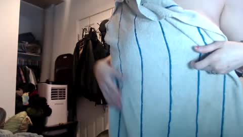 Snapshot of pleasantdinosaurus7537 chatting on October 2025 04:31:02 AM pleasantdinosaurus7537 online show from October 2025 04:31:02 AM