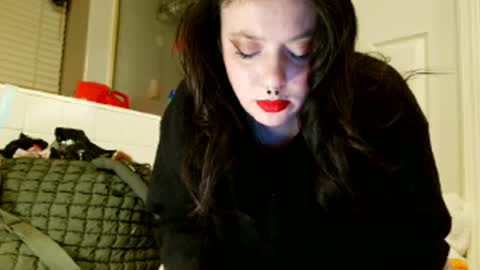 pleasantdinosaurus7537 online show from February 2026 02:04:02 PM