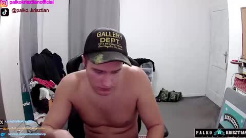 plkrisztian online show from December 2025 05:44:02 PM