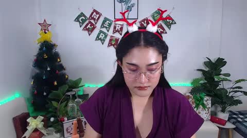 Snapshot of ploysaithailand chatting on December 2024 05:04:02 PM Ploysai online show from December 2024 05:04:02 PM