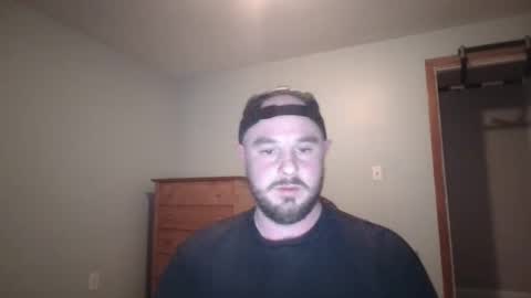 Snapshot of pluski155 chatting on February 2025 10:51:01 PM Evan online show from February 2025 10:51:01 PM