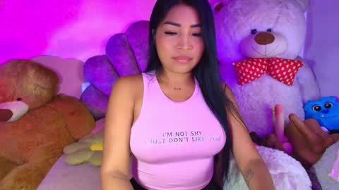 Snapshot of pocahontas_cute chatting on May 2026 11:27:01 AM Nicole online show from May 2026 11:27:01 AM