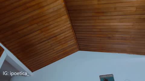 Snapshot of poeeticaa_ chatting on January 2025 09:43:01 PM IG ipoetica online show from January 2025 09:43:01 PM