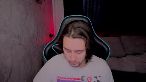 pohyi_ online show from February 2026 07:48:01 AM