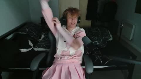 Snapshot of polarny05 chatting on December 2024 07:59:02 PM Polarny online show from December 2024 07:59:02 PM