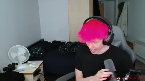 Snapshot of polarny05 chatting on October 2025 07:58:02 PM Polarny online show from October 2025 07:58:02 PM