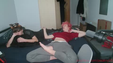 Snapshot of polarny05 chatting on December 2025 08:16:02 PM Polarny online show from December 2025 08:16:02 PM