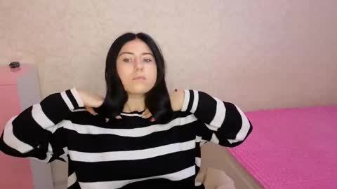 Polina online show from October 2025 05:36:02 AM