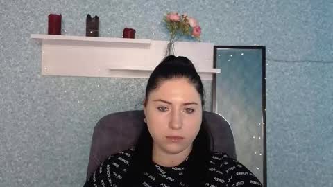 Polina online show from October 2025 09:29:02 AM