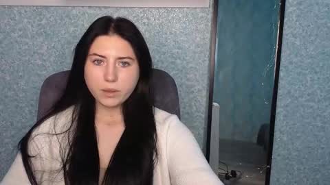 Polina online show from October 2025 10:25:01 AM