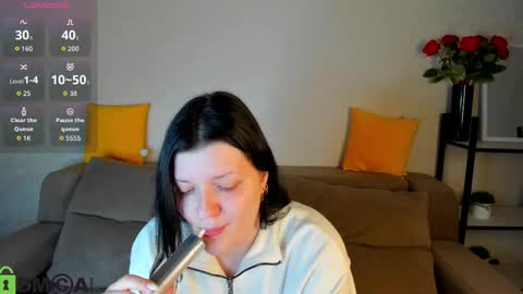 Polly online show from September 2025 12:56:02 AM