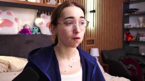 Polly online show from February 2026 07:40:01 AM