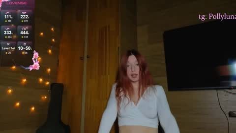 Snapshot of polly_luna chatting on May 2026 03:09:02 PM Polly online show from May 2026 03:09:02 PM