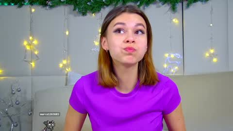 Polly online show from December 2024 06:53:02 AM