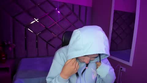 poly sasha  online show from October 2025 03:51:02 AM