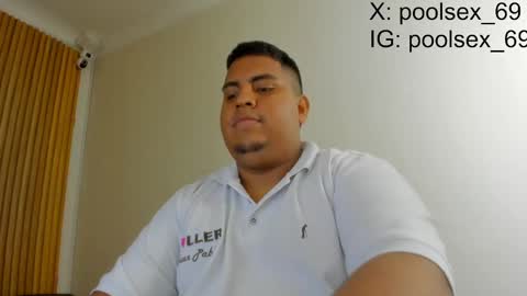 Snapshot of poolsexx_69 chatting on September 2025 04:07:01 PM poolsexx_69 online show from September 2025 04:07:01 PM