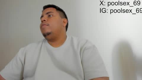 Snapshot of poolsexx_69 chatting on September 2025 08:22:01 PM poolsexx_69 online show from September 2025 08:22:01 PM