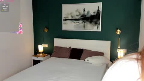 Elizabeth online show from November 2025 07:15:02 PM