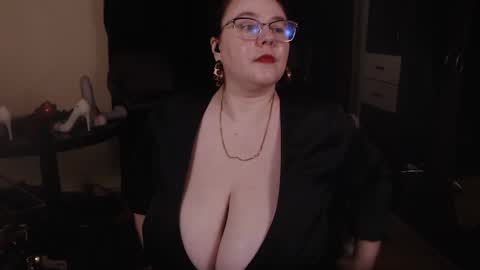 PoshMistres    online show from December 2024 03:06:01 AM
