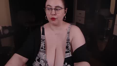 PoshMistres    online show from January 2025 12:42:02 AM