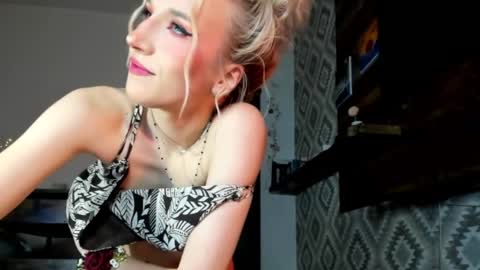 Snapshot of positivevibess chatting on May 2026 08:39:02 PM positivevibess online show from May 2026 08:39:02 PM