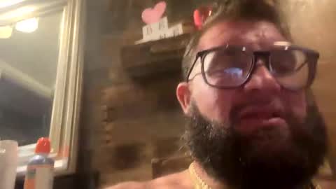 Snapshot of poundsquad305 chatting on January 2025 01:11:01 PM poundsquad305 online show from January 2025 01:11:01 PM