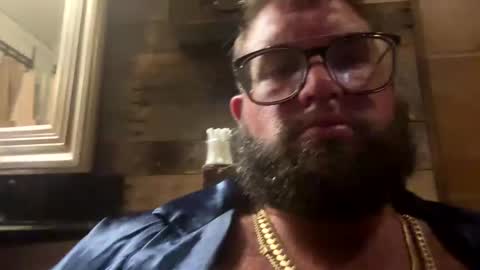 Snapshot of poundsquad305 chatting on October 2025 06:26:02 AM poundsquad305 online show from October 2025 06:26:02 AM